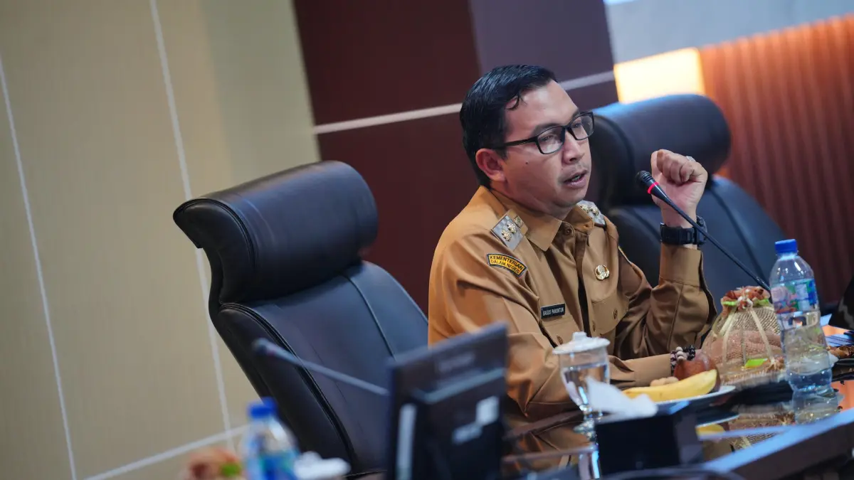 MADIUN IJO: Pemkot Madiun menggencarkan Gerakan Pilah Sampah dari Rumah melalui Festival Madiun Ijo. DISKOMINFO KOTA MADIUN