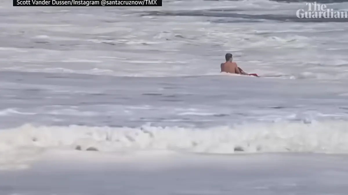 Teen lifeguard struggles to save boy from massive waves in California (The Guardian)