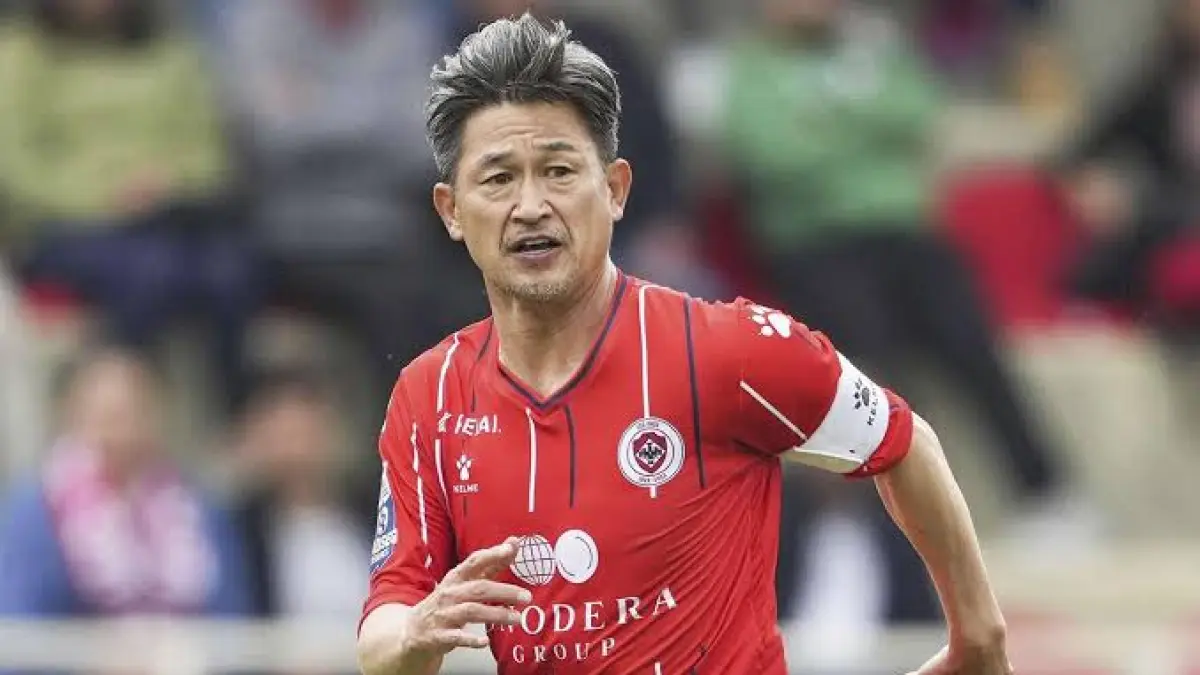 Kazuyoshi Miura (lahir 26 Februari 1967), pemain sepak bola profesional asal Jepang yang bermain sebagai posisi penyerang.