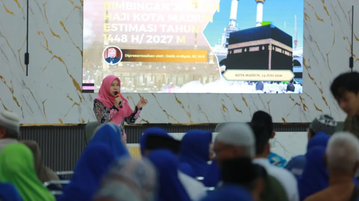 TERDATA: Calon jemaah haji Kota Madiun mengikuti pembekalan. Kemenhaj kini memverifikasi data untuk menentukan daftar keberangkatan musim haji 2027. DOK RADAR MADIUN