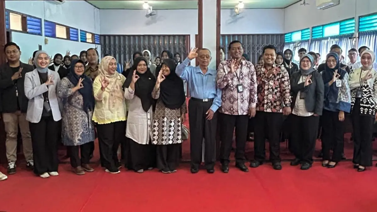 BRI Pacitan menggelar Campus Hiring perdana di STKIP PGRI Pacitan untuk merekrut talenta muda dan memperkuat kolaborasi pendidikan.