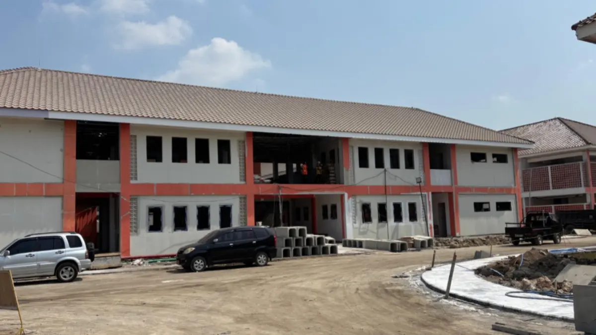 DITUNDA: Jadwal MPLS dan pemusatan siswa berasrama di Sekolah Rakyat Terintegrasi Kabupaten Madiun mundur karena fasilitas air bersih dan toilet belum siap digunakan. LODITYA FERNANDES/RADAR MADIUN