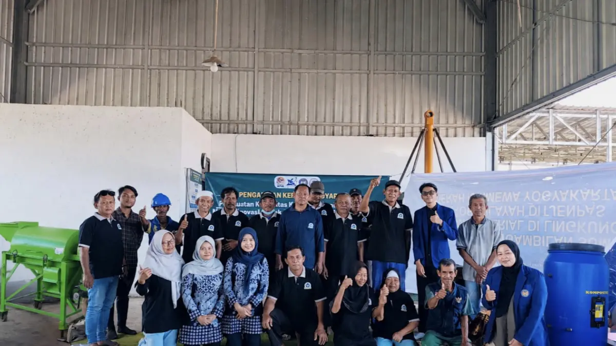 Kegiatan pelatihan dan penyerahan bantuan alat untuk Kelompok Tani Karyo Tomo. (Suci Okta/Radar Pacitan)