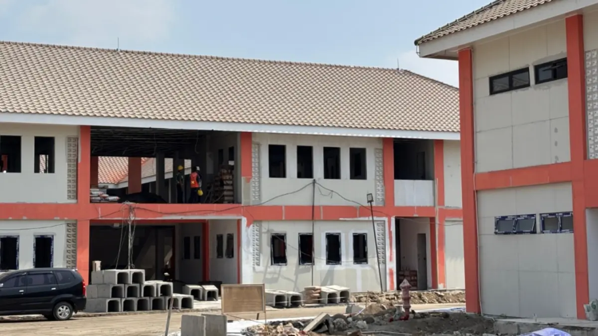 DIKEBUT: Pembangunan Sekolah Rakyat Terintegrasi Kabupaten Madiun terus dipercepat menjelang operasional sekolah. LODITYA FERNANDES/RADAR MADIUN