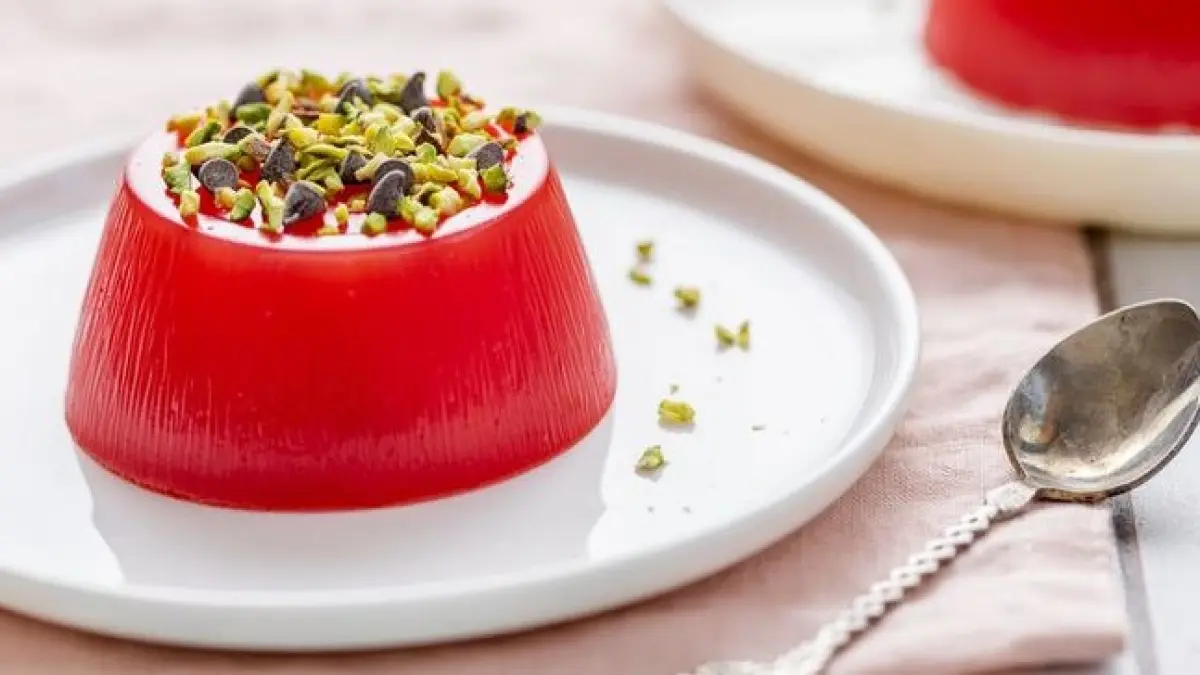 Gelo di melone, puding semangka khas Sisilia yang lembut, segar, dan mudah dibuat.
