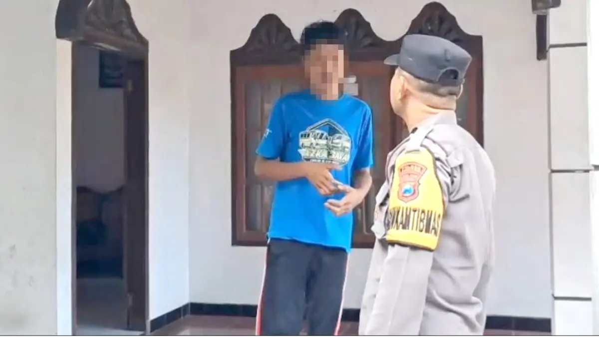 BERAKHIR DAMAI: Polisi memediasi kasus dugaan perundungan terhadap pemuda disabilitas di Kecamatan Arjosari, Pacitan. 
