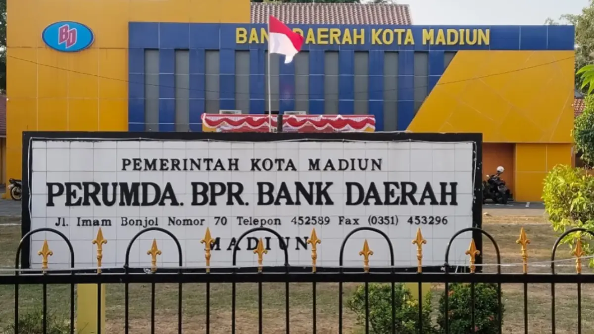 DIALIHKAN: Pemkot Madiun berencana mengalihkan pengelolaan LKK ke BPR Bank Daerah. (Bagas Bimantara/Jawa Pos Radar Madiun)
