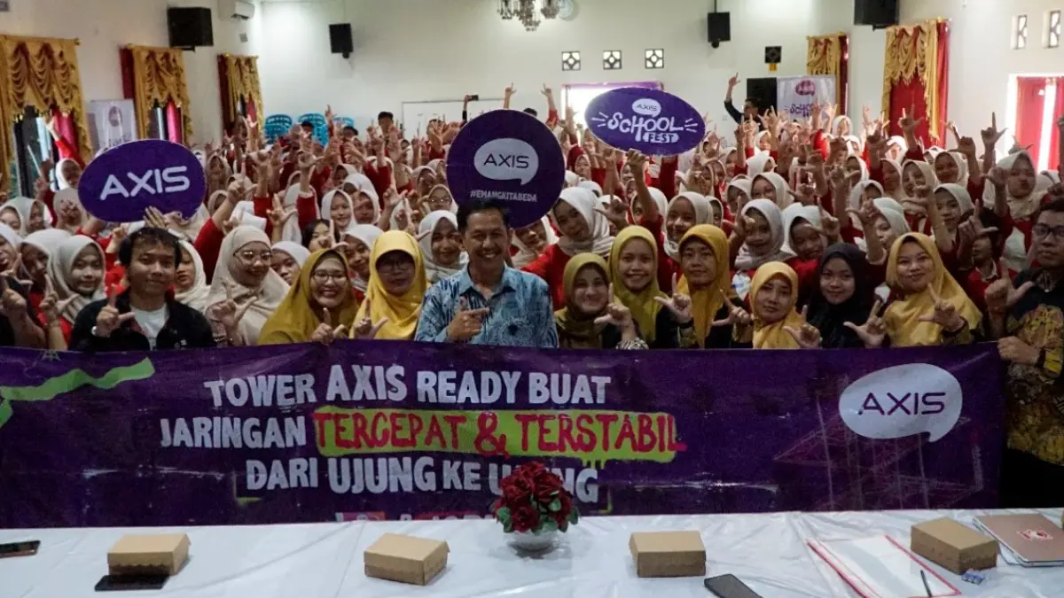 Ratusan siswa SMKN 1 Ponorogo mengikuti AXIS School Fest 2026 untuk mengasah literasi, jurnalistik, dan kemampuan komunikasi, Kamis (13/8).