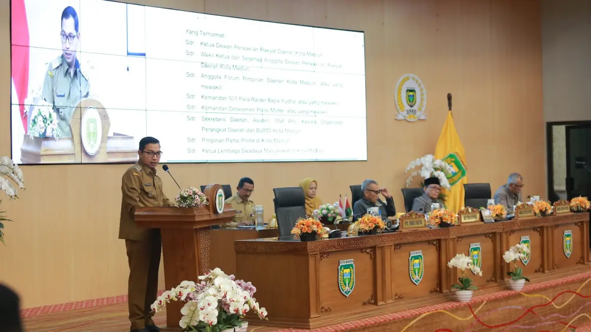 OPTIMALKAN PAD: Pemkot Madiun memproyeksikan PAD bertambah sekitar Rp13,9 miliar dalam perubahan APBD 2026 tanpa menaikkan tarif pajak. (Bagas Bimantara/Jawa Pos Radar Madiun)