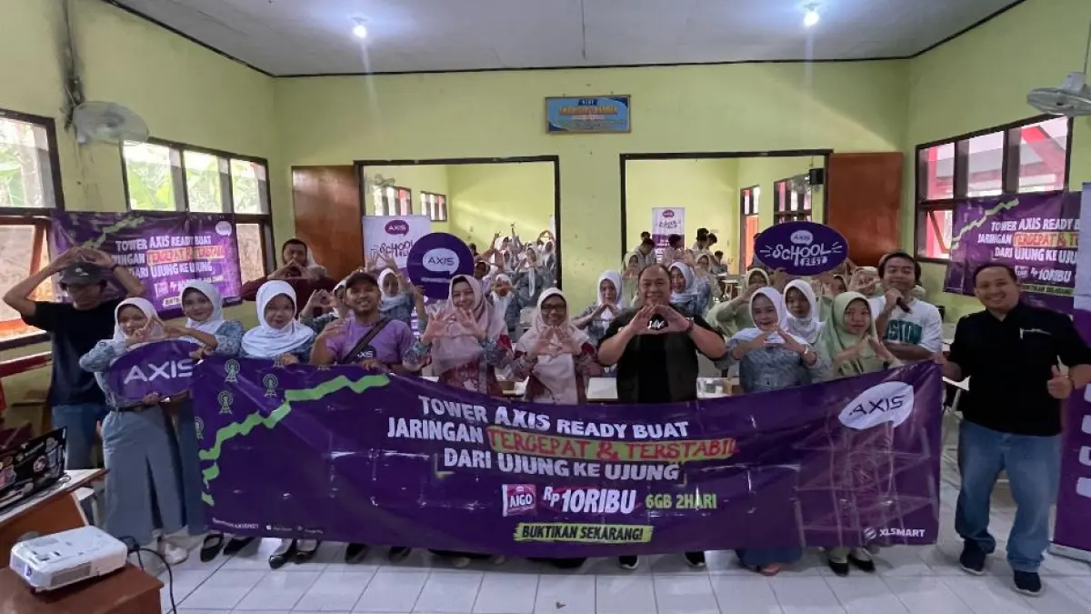 AXIS School Fest 2026 membekali siswa SMAN 1 Kauman dengan jurnalistik, public speaking, literasi digital, dan pemanfaatan AI.