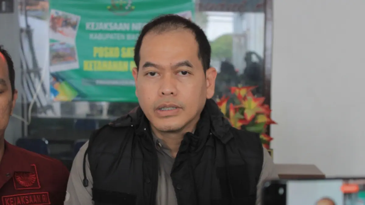 KABAR TERBARU: Kasi Intelijen Kejari Magetan Moh Andy Sofyan menyampaikan perkembangan kasus dugaan korupsi dana hibah Pokir DPRD Magetan. AJI PUTRA/RADAR MAGETAN