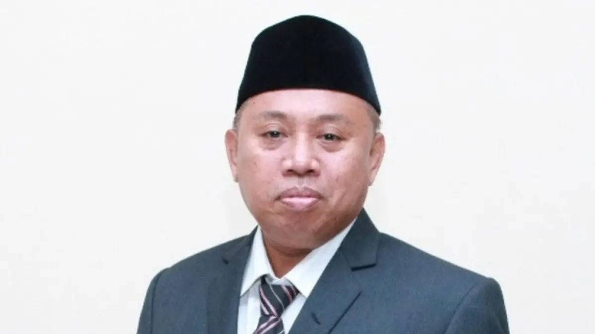 Rektor Unsoed Akhmad Sodiq terjaring OTT KPK. 