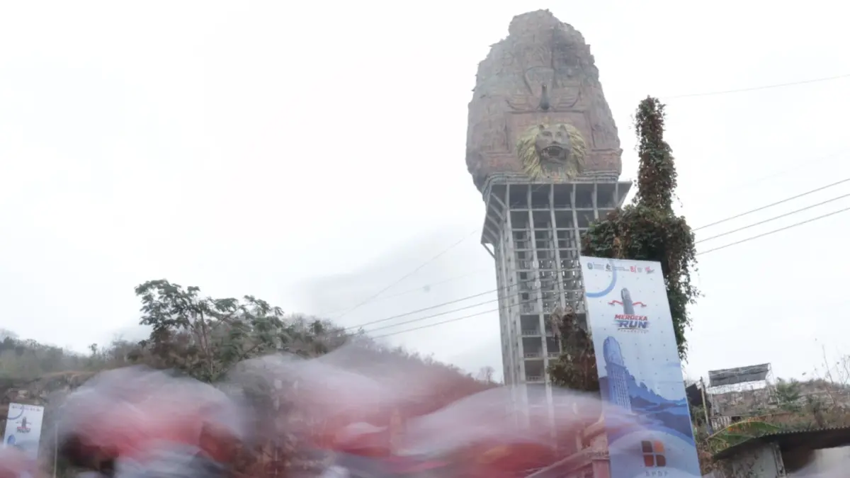 MONUMEN: Pembangunan MRMP di Sampung telah menelan anggaran Rp 76,6 miliar dan berpeluang kembali dilanjutkan setelah evaluasi. Sugeng Dwi N./Jawa Pos Radar Ponorogo