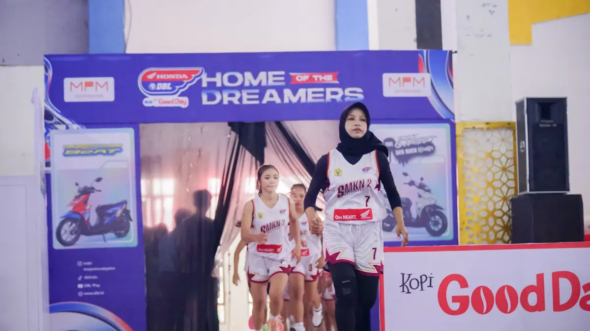 Aura Putri Khalila tinggal selangkah lagi membawa SMKN 2 Boyolangu mempertahankan gelar Honda DBL with Kopi Good Day 2026 East Java-West
