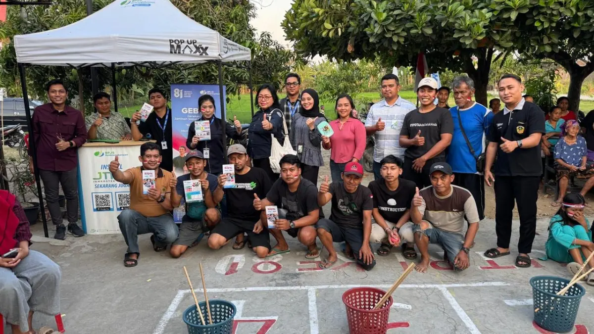 BPJS Ketenagakerjaan Madiun mengedukasi warga Bulakrejo tentang perlindungan pekerja BPU di tengah semarak HUT ke-81 RI.