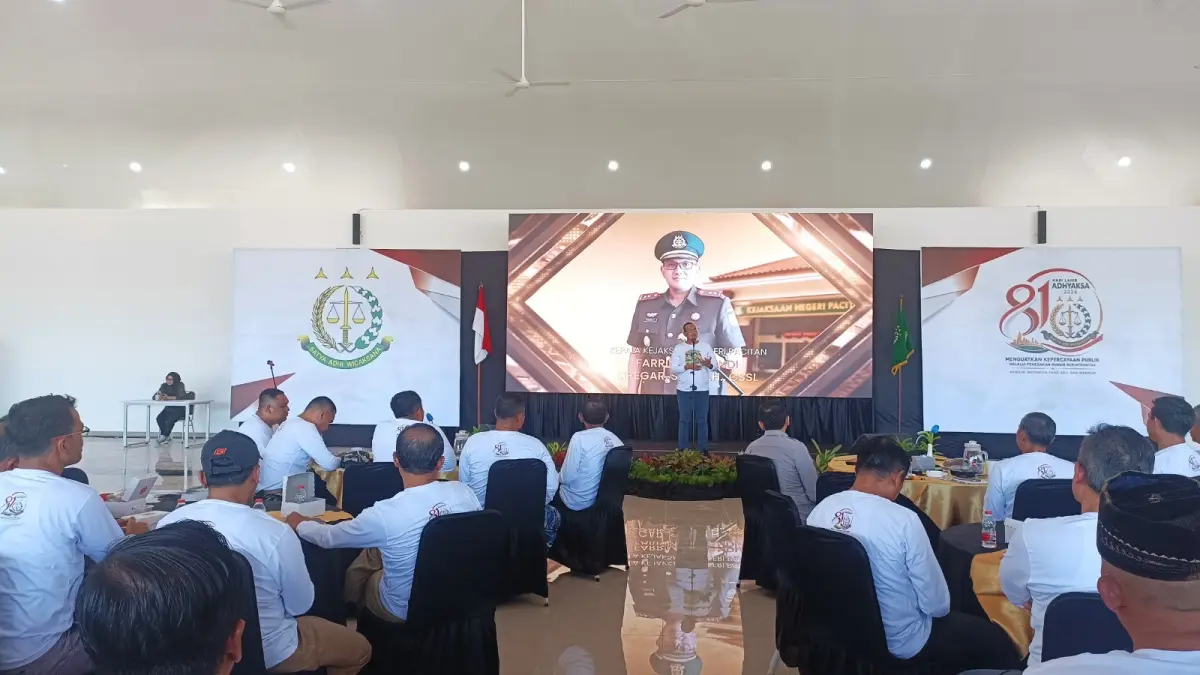 CEGAH KORUPSI: Kajari Pacitan Farriman Isandi Siregar memaparkan kinerja pencegahan korupsi berdasarkan capaian MCSP.