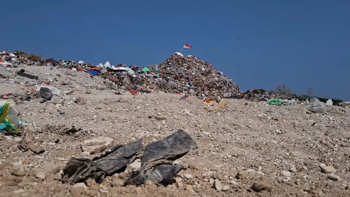 MASIH DIANDALKAN: TPA Mrican lama ditata dan diuruk agar tetap dapat menampung sampah. Sugeng Dwi N./Jawa Pos Radar Ponorogo