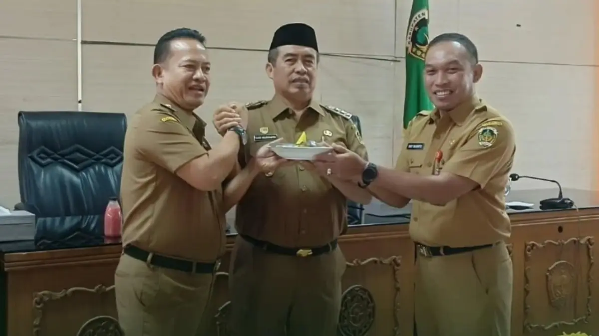 BERTAMBAH USIA: Wakil Bupati Madiun Purnomo Hadi genap berusia 51 tahun, Senin (7/9). PROKOPIM UNTUK JAWA POS RADAR CARUBAN