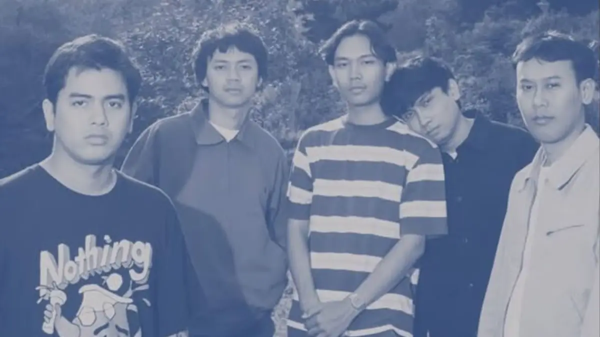COLORCODE merilis album debut Constant Change, berisi 10 lagu tentang kehilangan, trauma, kenangan, dan perubahan.