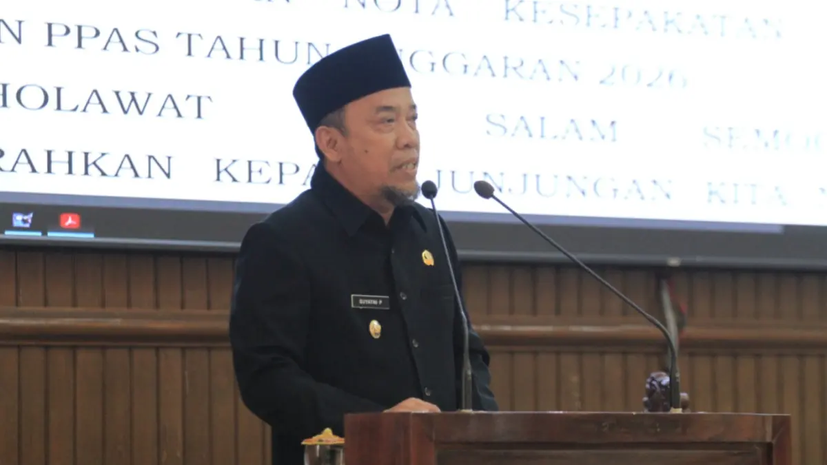 TARGET OPTIMISTIS: Wakil Bupati Magetan Suyatni Priasmoro menyebut target pertumbuhan ekonomi Magetan dalam Perubahan APBD 2026 dipatok 5,10 persen. AJI PUTRA/JAWA POS RADAR MAGETAN