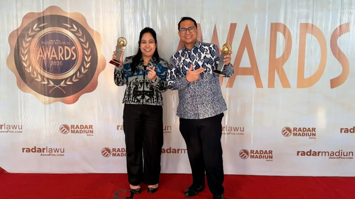 Kantor Imigrasi Kelas II Non TPI Madiun memborong penghargaan Top Public Service dan Inspiring Achiever dalam ajang Radar Madiun Awards 2026.
