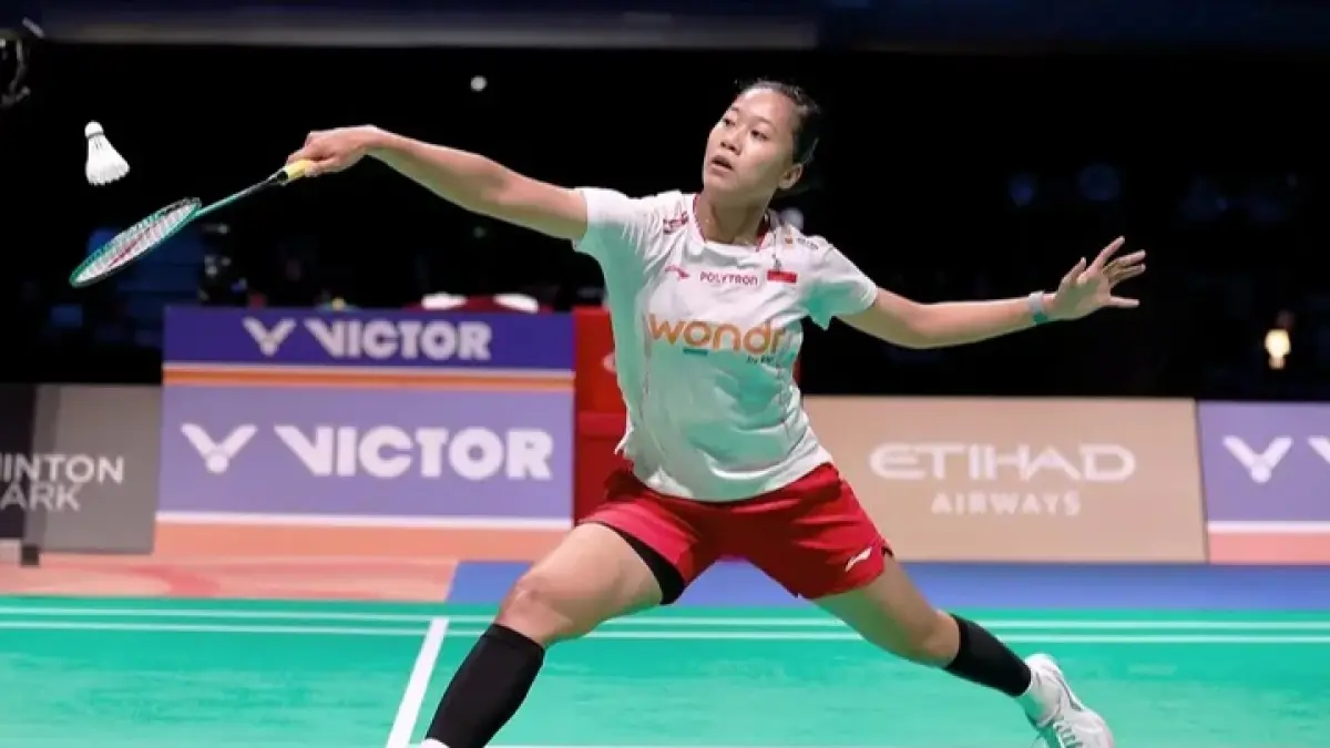 Putri KW tumbang.