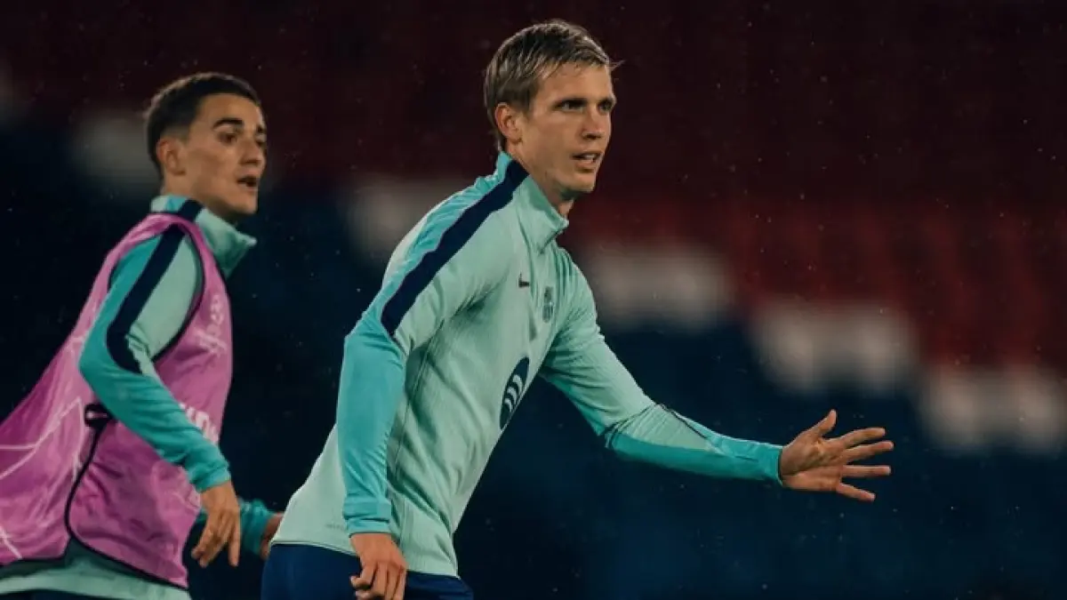 Skuad Barca latihan jelang lawan PSG.