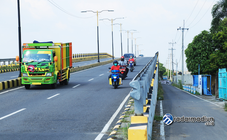 PROYEK NASIONAL: Rencana pembangunan ring road timur oleh pemerintah berpotensi memunculkan mafia tanah. (BAGAS BIMANTARA/RADAR MADIUN)