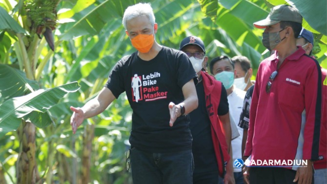 ELEKTABILITAS: Gubernur Jateng Ganjar Pranowo saat berkunjung ke Pacitan beberapa waktu lalu. (DOK RADAR PACITAN)