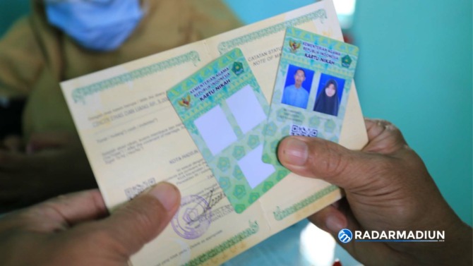 NIKAH: Perceraian pasangan siri harus melalui sidang isbat. (ILUSTRASI FOTO: BAGAS BIMANTARA/RADAR MADIUN)