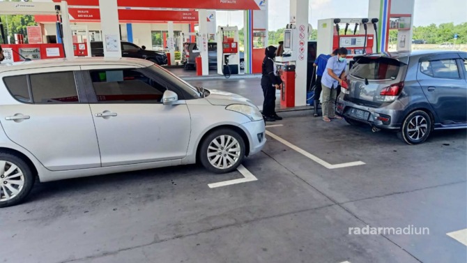 ENERGI: Pasokan BBM. LPG, dan avtur di seluruh daerah Jatimbalinus dipastikan aman saat libur Nataru. (ISTIMEWA)