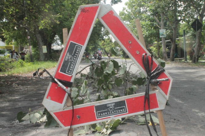 STOP: Penanganan jalan rusak di Ngawi bakal dikebut pada tahun ini sebagai bentuk program prioritas Pemkab Ngawi. (DOK RADAR NGAWI)