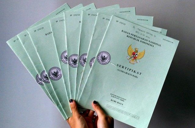 SHM: Sertifikat tanah yang dikeluarkan oleh pihak BPN.