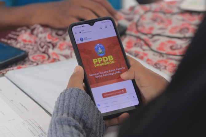 PPDB: Sekolah menengah pertama mulai mengumumkan prosedur teknis penerimaan peserta didik baru. (AJI PUTRA/JAWA POS RADAR PONOROGO)
