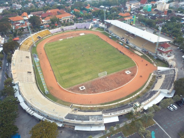 PENUHI SYARAT: Stadion Wilis Madiun yang memiliki kapasitas 15 ribu penonton dinilai layak untuk menggelar pertandingan Liga 1. (TEGAR RUKMANA/JAWA POS RADAR MADIUN)