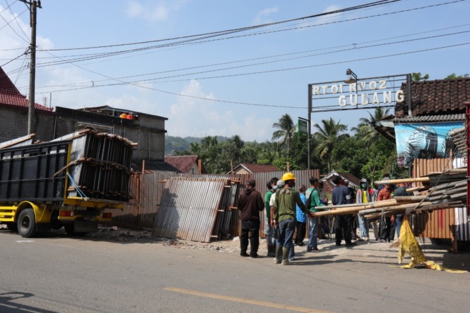 PASAR TULAKAN: Lahan di salah satu pasar terbesar di Pacitan ini sedianya bakal diakuisisi pemkab untuk perdagangan masyarakat. (DOKUMEN JAWA POS RADAR PACITAN)