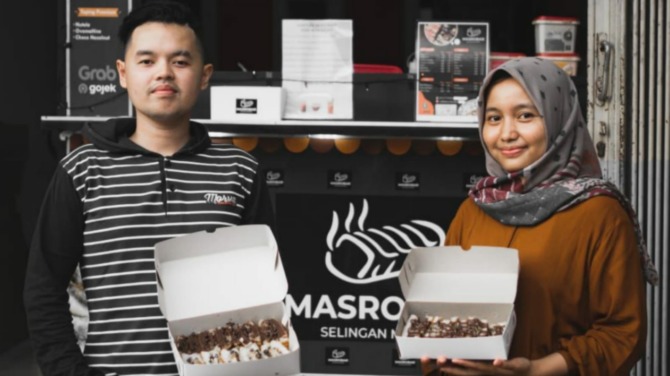 NIKMAT: Roti Bakar Masrobar Kelapa Manis menyajikan beragam rasa yang mampu menggoyang lidah penikmatnya. (ISTIMEWA)