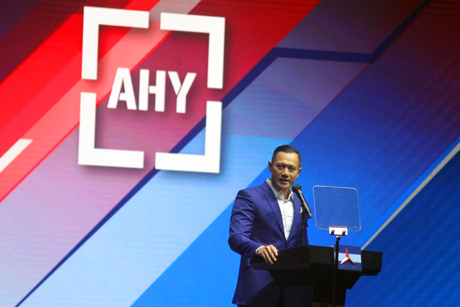 Ketua Umum Partai Demokrat Agus Harimurti Yudhoyono (AHY) saat menyampaikan pidato kebangsaan pada Rapat Pimpinan Nasional (Rapimnas) Partai Demokrat di Jakarta Convention Center (JCC), Jakarta, Jumat (16/9/2022). AHY dalam pidato kebangsaannya membahas i