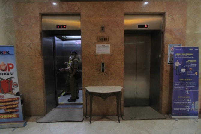 URGEN: Lift di Gedung Lantai 8 sangat diperlukan untuk mendukung mobilisasi pegawai. (AJI PUTRA/JAWA POS RADAR PONOROGO)