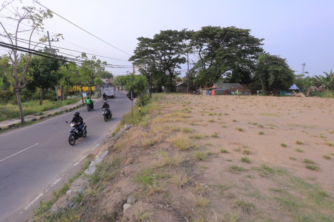 Megaproyek di atas lahan eks pemakaman etnis Tionghoa alias bongpay Jalan Hayam Wuruk, Manguharjo, itu telah masuk tender. (BAGAS BIMANTARA/JAWA POS RADAR MADIUN)