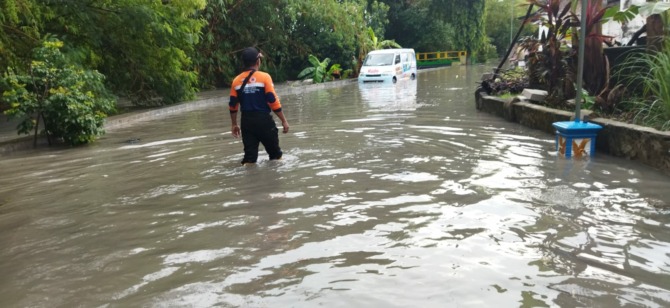 Banjir melanda Dusun Mancaan, Desa/Kecamatan Jiwan. (BPBD FOR RADAR MADIUN)