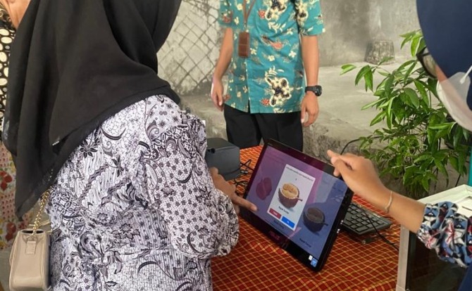 Ilustrasi Foto : Uji  coba  pengunaan e-voting pilkades 2023 di Magetan beberapa waktu lalu. (DINAS PMD FOR RADAR MAGETAN)