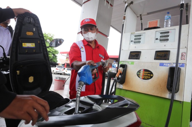 Ilustrasi update harga BBM Pertamina. (BAGAS BIMANTARA/RADAR MADIUN)