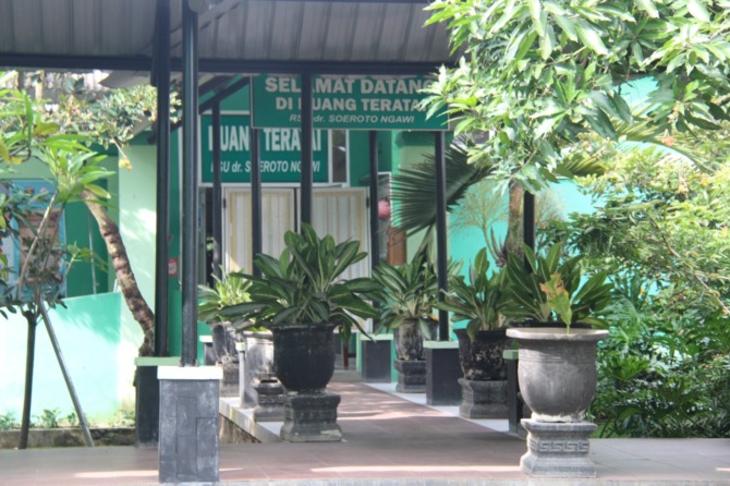 AGAR TIDAK KABUR: Sistem pengamanan pasien ODGJ dipandang butuh pendekatan berbeda dari pasien umum. (ASEP SYAEFUL BACHRI/JAWA POS RADAR NGAWI)