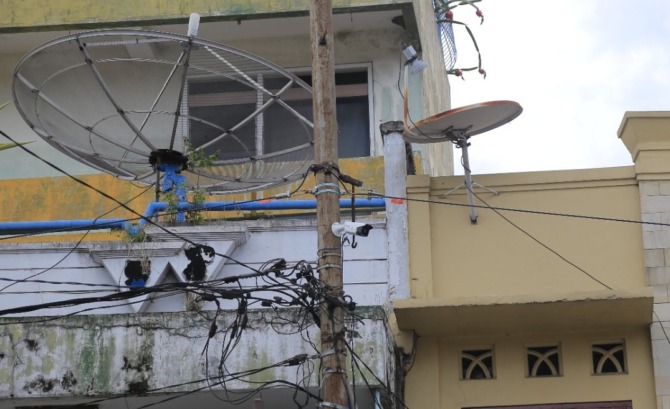 STRATEGIS: Kawasan Tugu 0 Kilometer Kota Madiun merupakan salah satu lokasi yang terpasang CCTV untuk mengambil data analitik diskominfo setempat. (BAGAS BIMANTARA/JAWA POS RADAR MADIUN)