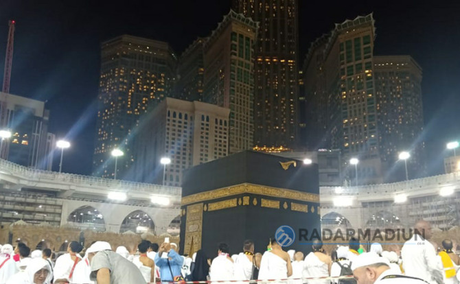 Ilustrasi Foto : Pelaksanaan umrah dan haji di Makkah. (DOK RADAR MADIUN)