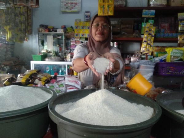 NAIK: Inflasi Desember 2022 dipicu lonjakan harga beberapa bahan pokok saat libur Nataru. (RAHMA DWI LESTARI/JAWA POS RADAR MADIUN)