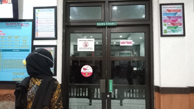 RUANG SIDANG: Sebelum diputuskan bercerai, pasangan yang mengajukan perceraian selalu dimediasi. (NUR CAHYONO/JAWA POR RADAR MAGETAN)