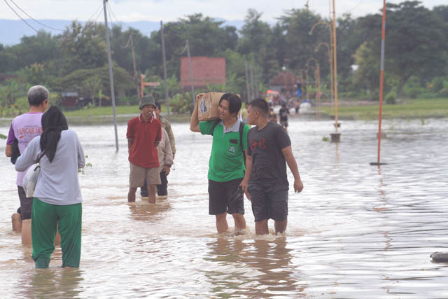 TERJANG 14 TITIK: Lima kecamatan di Ponorogo dilanda banjir dampak hujan deras semalam suntuk