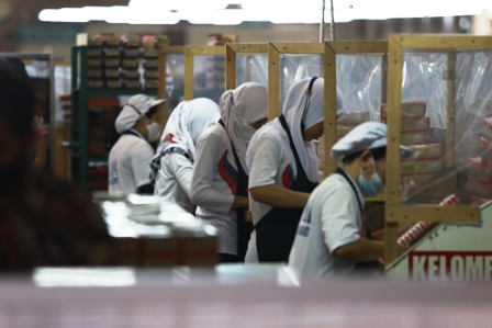 Ilustrasi : Disnaker baru bisa bekerja sama dengan dua perusahaan skala besar sebagai upaya penanganan pengangguran. (DOKUMEN/JAWA POS RADAR CARUBAN)